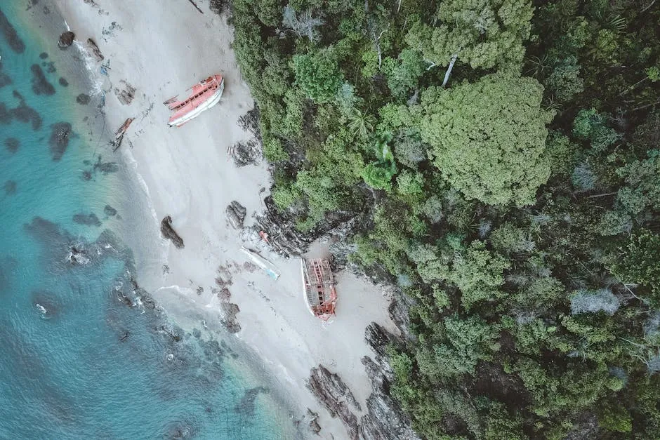 Deserted beach at Conkouati-Douli