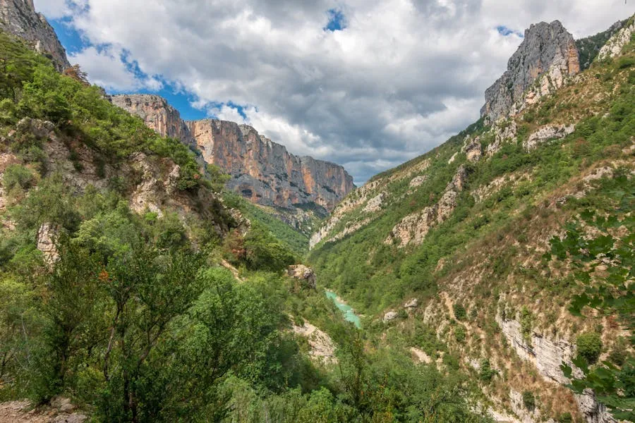 Gorges du Verdon turquoise river canyon