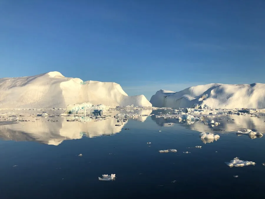 Massive icebergs in the Ilulissat Icefjord