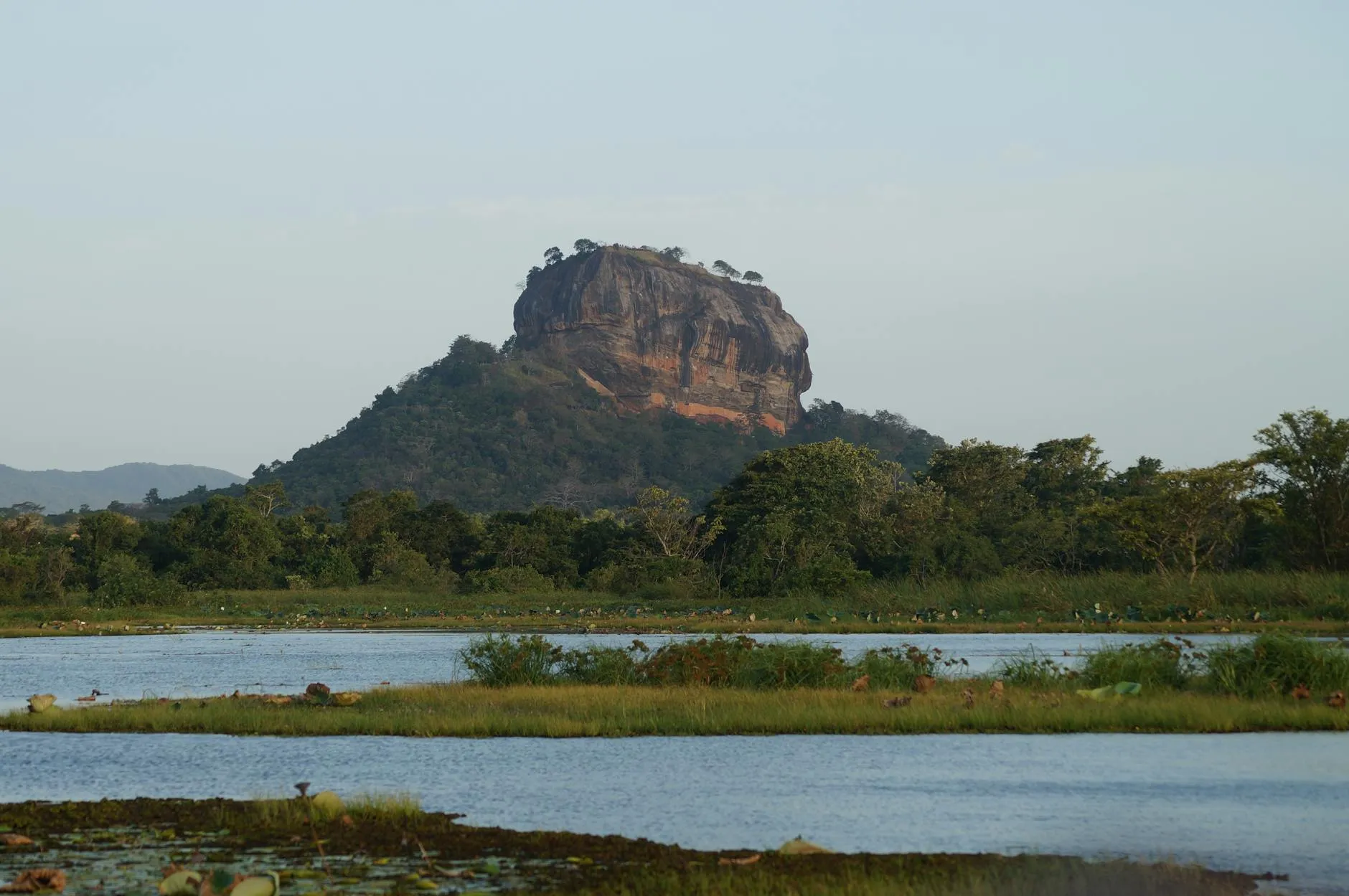 Cultural Triangle: Ancient Cities
