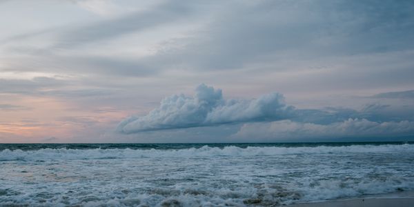 Powerful beach break at Supertubes, South Africa