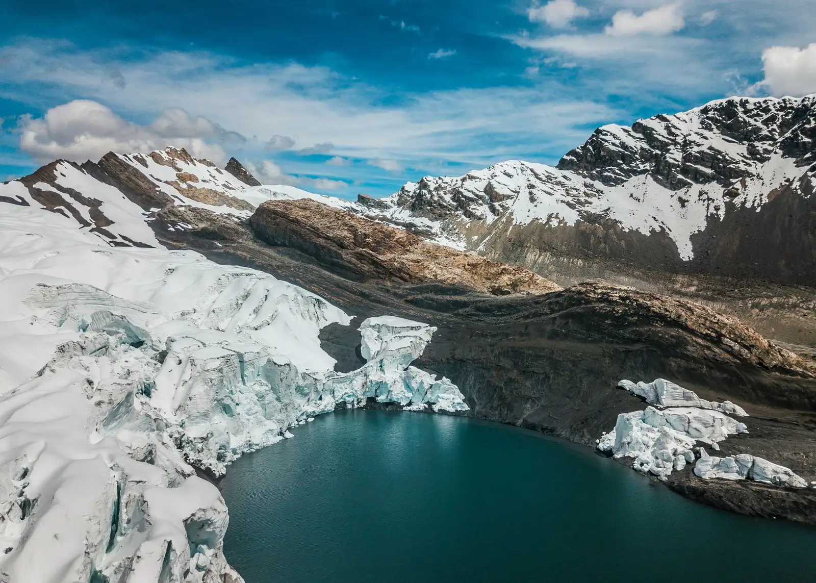 Aletsch Glacier winding between peaks